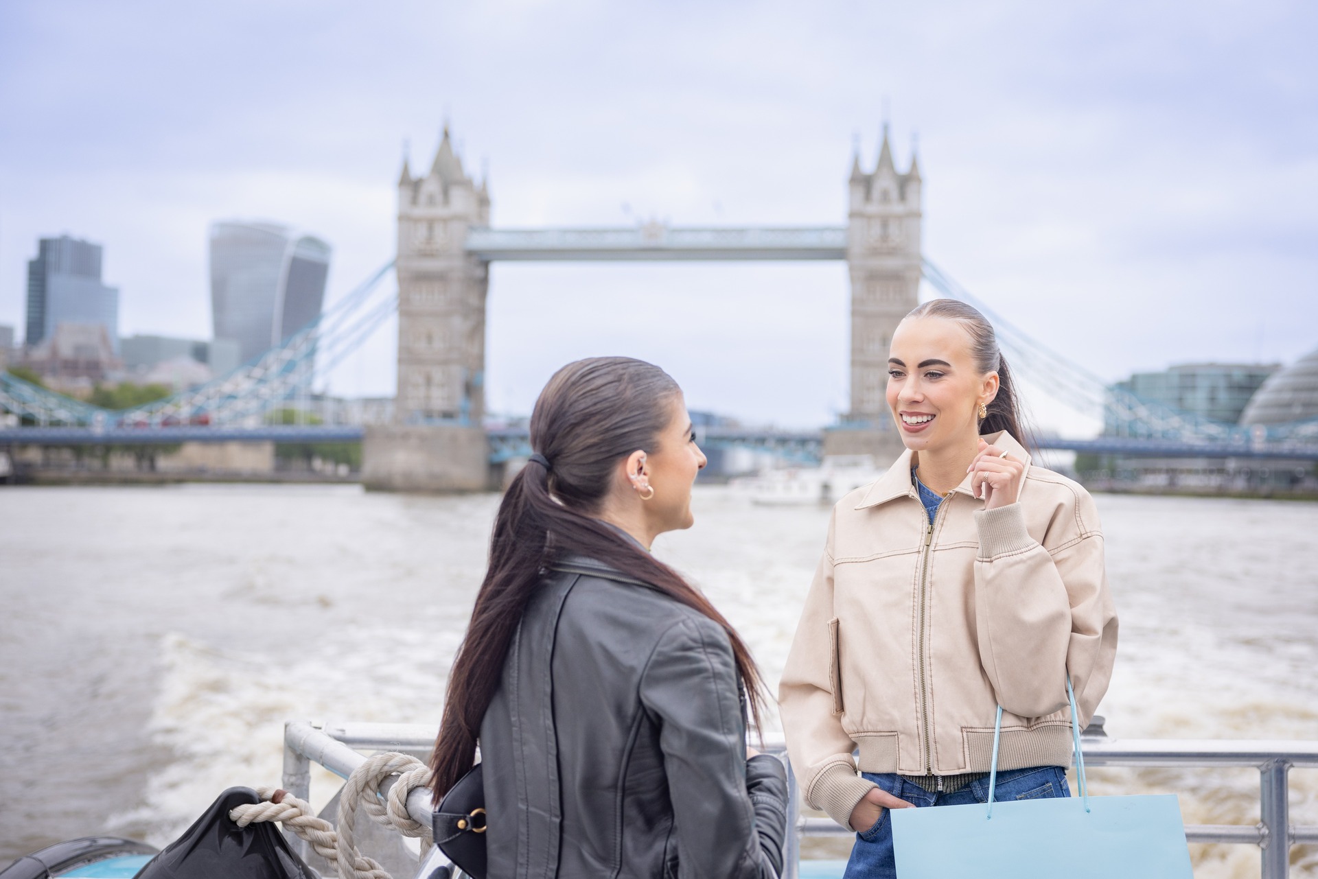 Friends in front of tower bridge