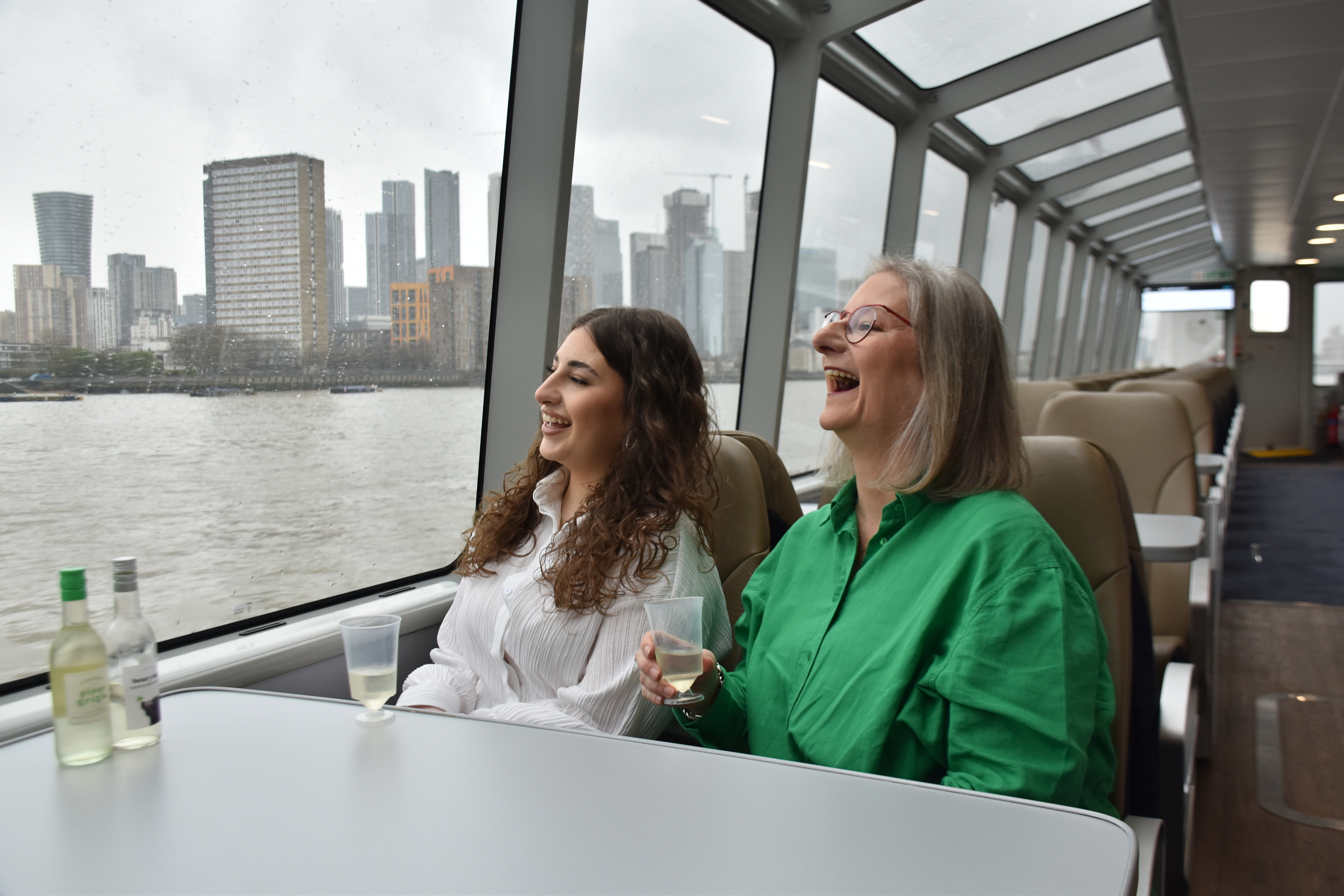 Mother and daughter (Liza)