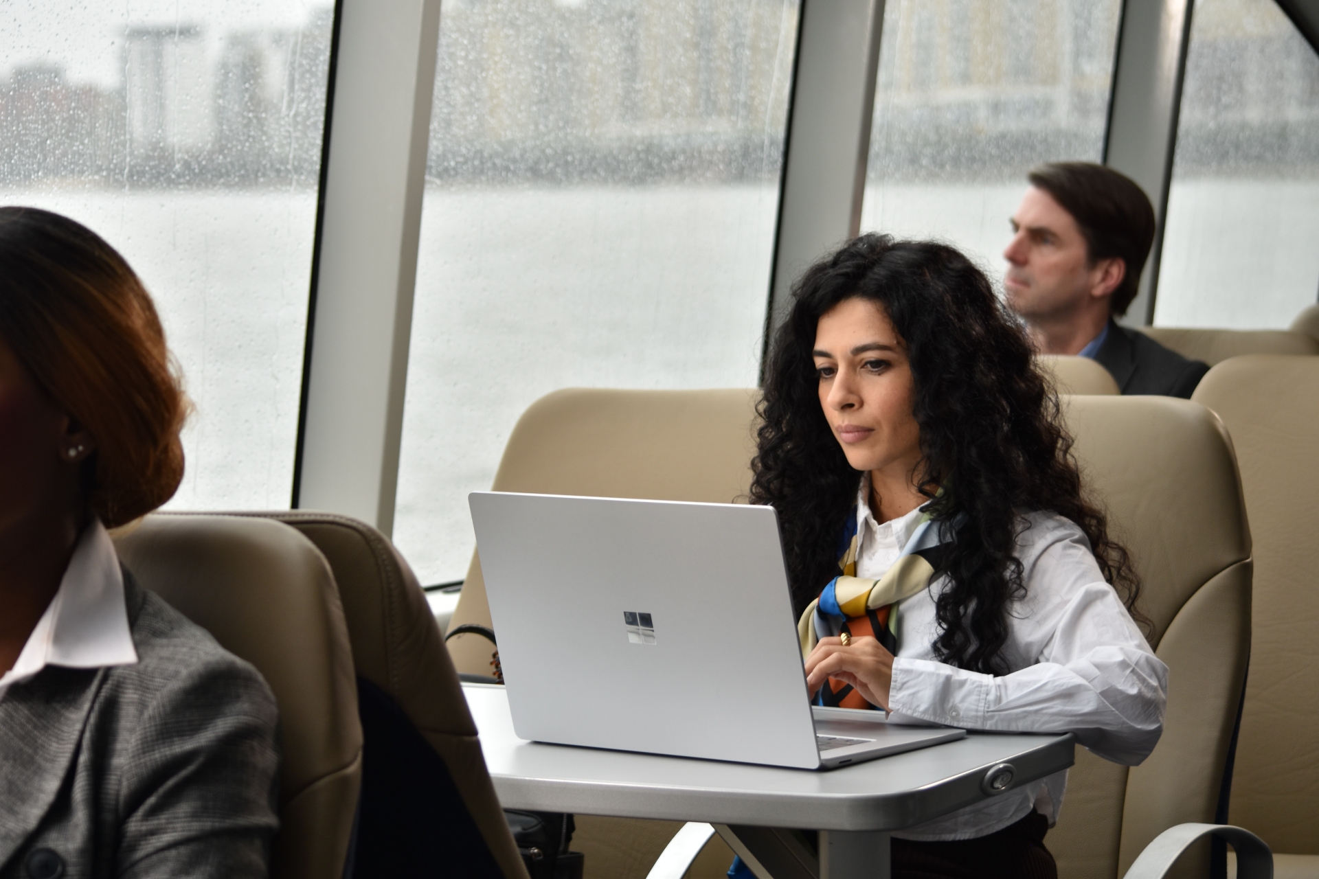 Commuter on laptop (2)